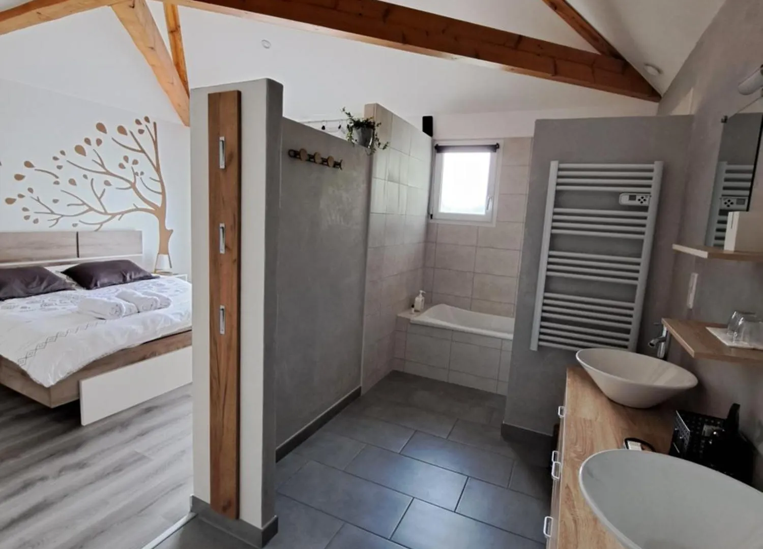 Le Chemin Des Berands Chambres D'Hotes Renaison