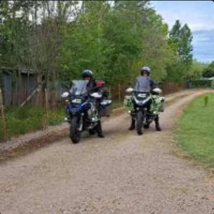 Le Chemin Des Berands Chambres D'Hotes Renaison Bed & Breakfast
