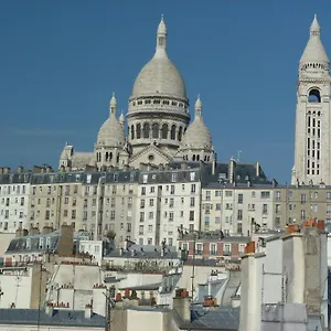 *** Appart hôtel Montmartre France